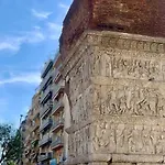Apartment In The Heart Of The