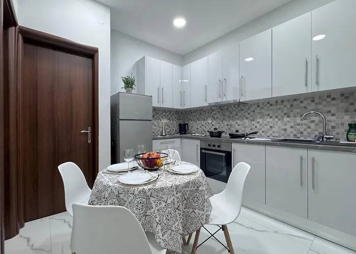 Appartamento στην καρδιά της πόλης *